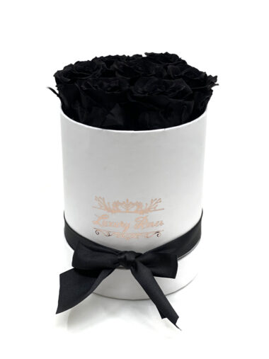 S KARBIS UINUVAD ROOSID – BLACK