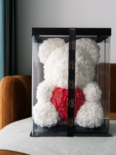 ROOSIDEST KARU SÜDAMEGA - VALGE